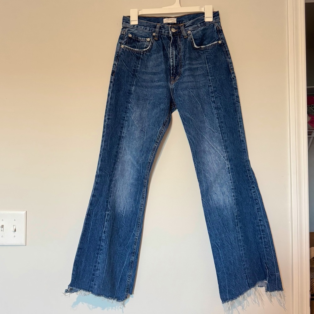 Zara Women Premium Denim Collectionโ Wide Leg Asymmetrical Raw Hem Size 6